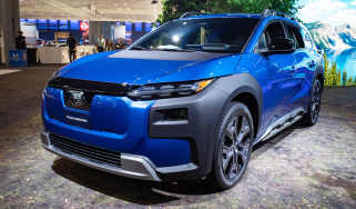 Subaru Trailseeker - show front